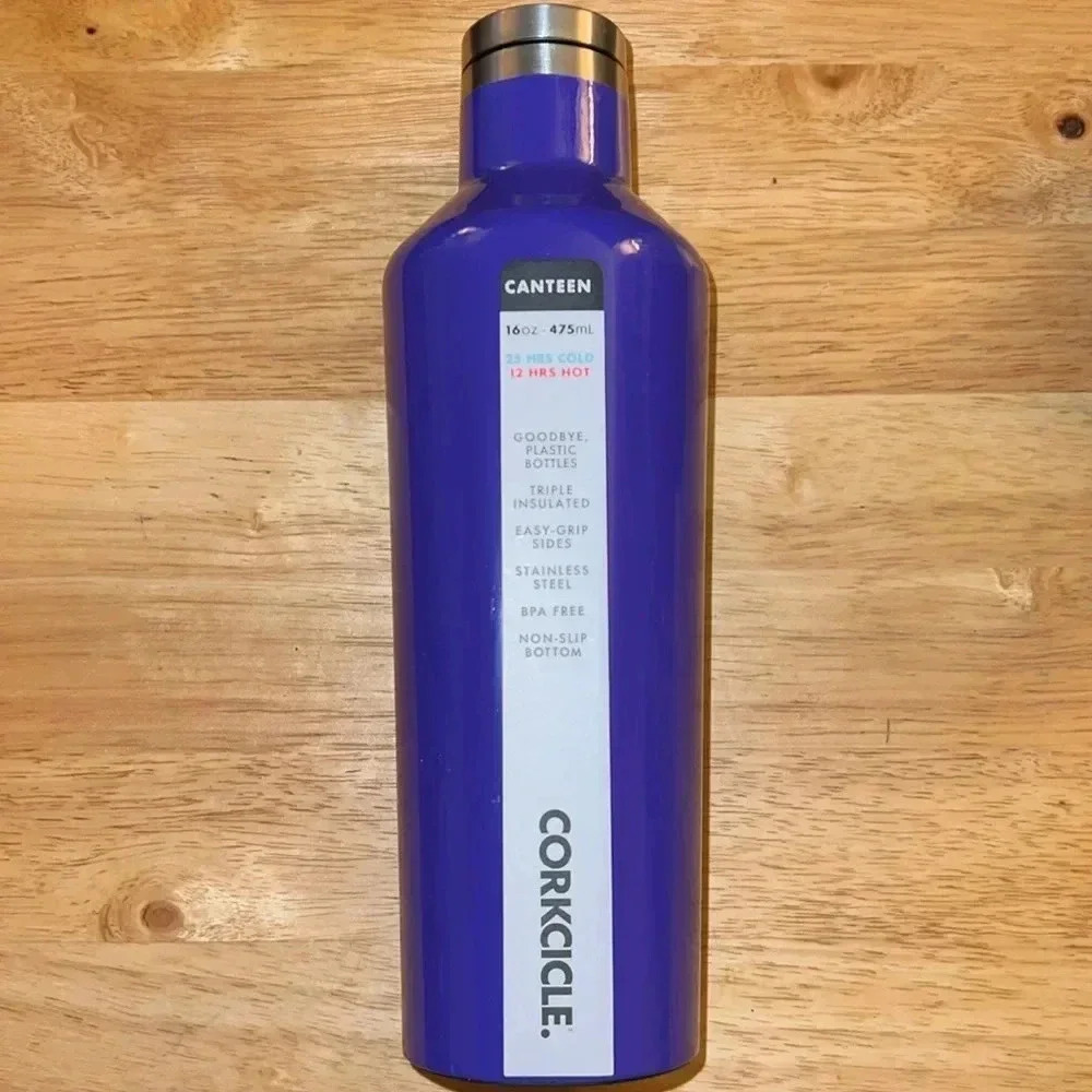 NWT‎ Corkcicle Canteen Bottle 16 oz in Purple